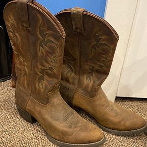 Justin Men's Stampede Collection Sorrel Apache Brown J-Toe Western Boot